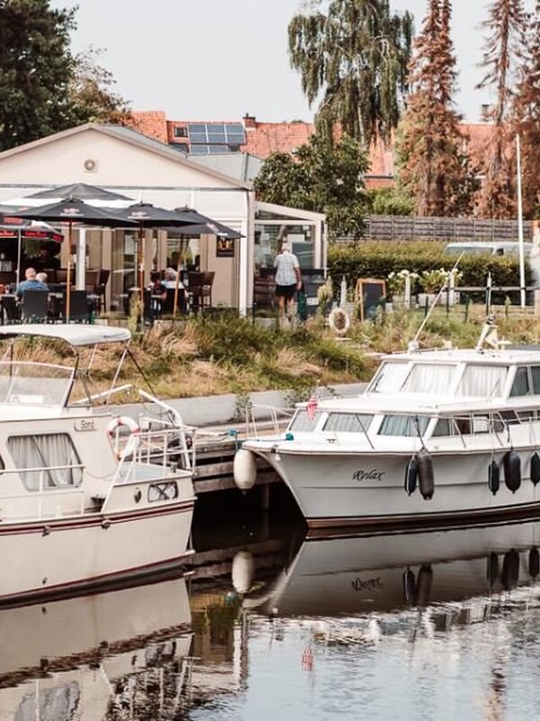 De jachthaven in Eeklo