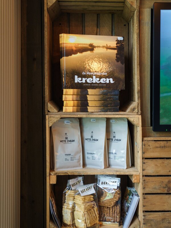 Streekproductenwinkeltje in Provinciaal Streekcentrum Huysmanhoeve