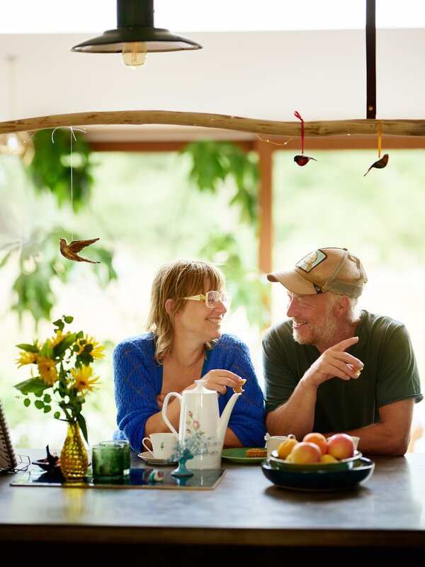 Genieten van een kopje koffie
